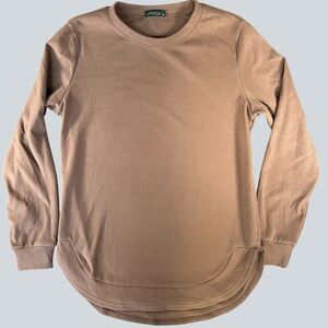 Brown Curved Hem Crewneck Long Sleeve Shirt